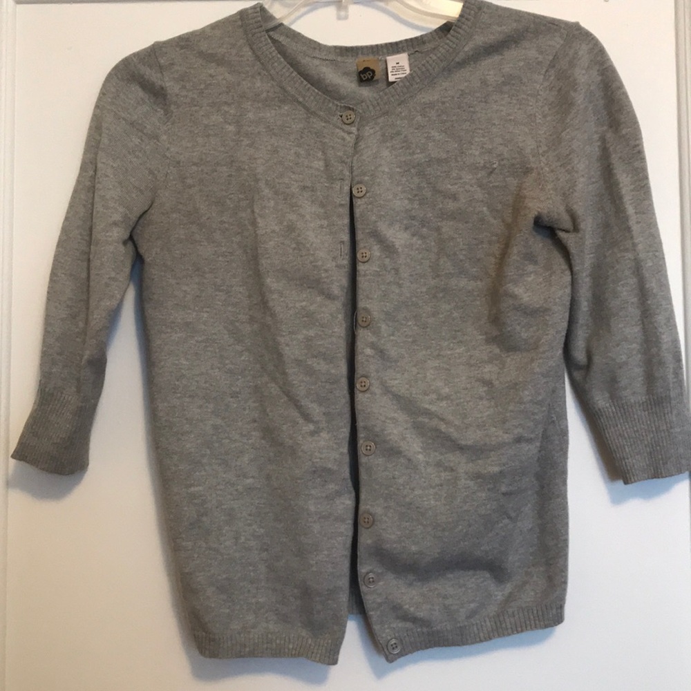 Gray 3/4 sleeve cardigan